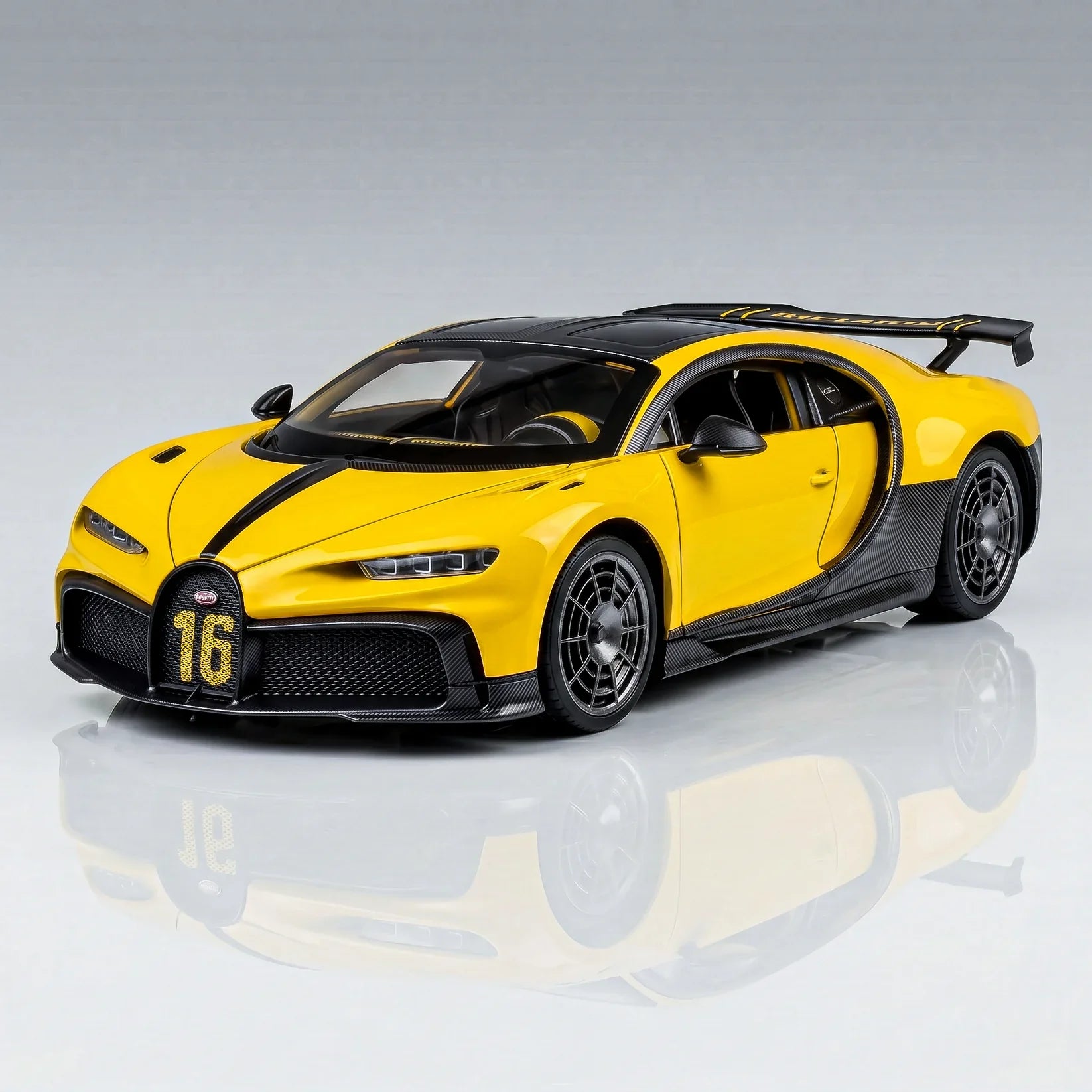 Bugatti Chiron - 1:18